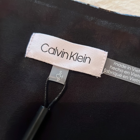 1. Calvin Klein Floral Blouse, Size Small - Picture 10 of 14